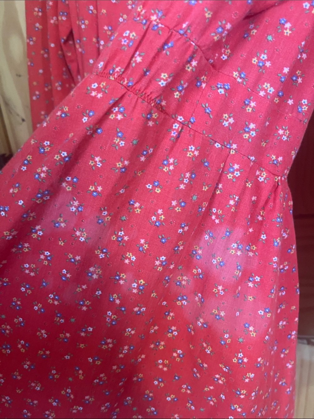 Handmade Vintage-Inspired Red Floral Long-Sleeve Mini Dress - Picture 7 of 7